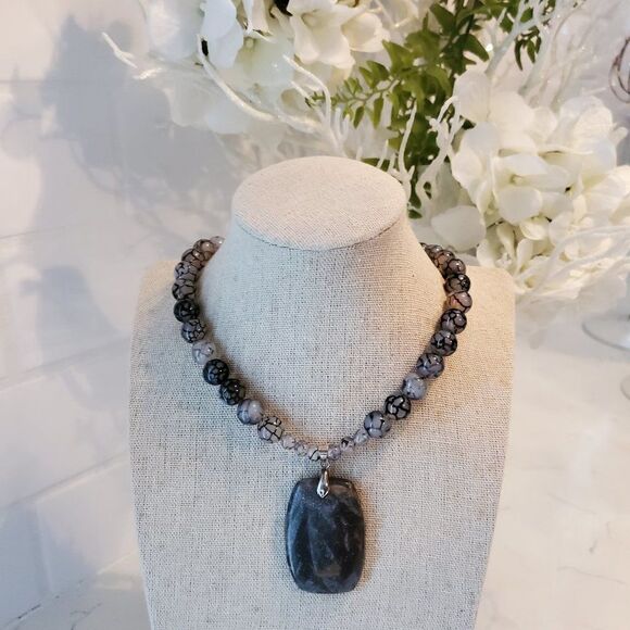 Natural stone necklace - Handmade (NEW) - Picture 1 of 4